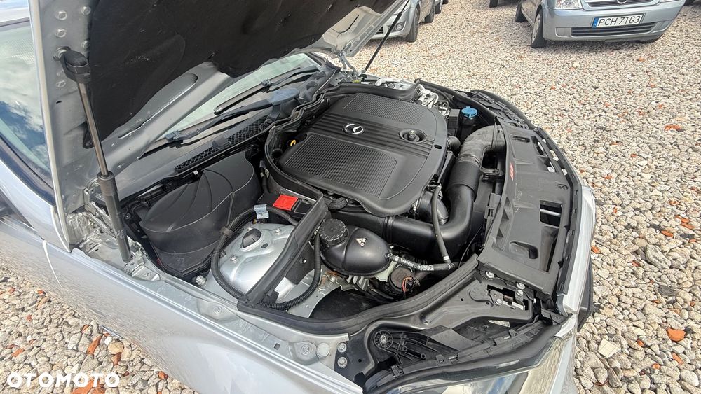 Mercedes-Benz Klasa C 220 CDI BlueEff Avantgarde - 27