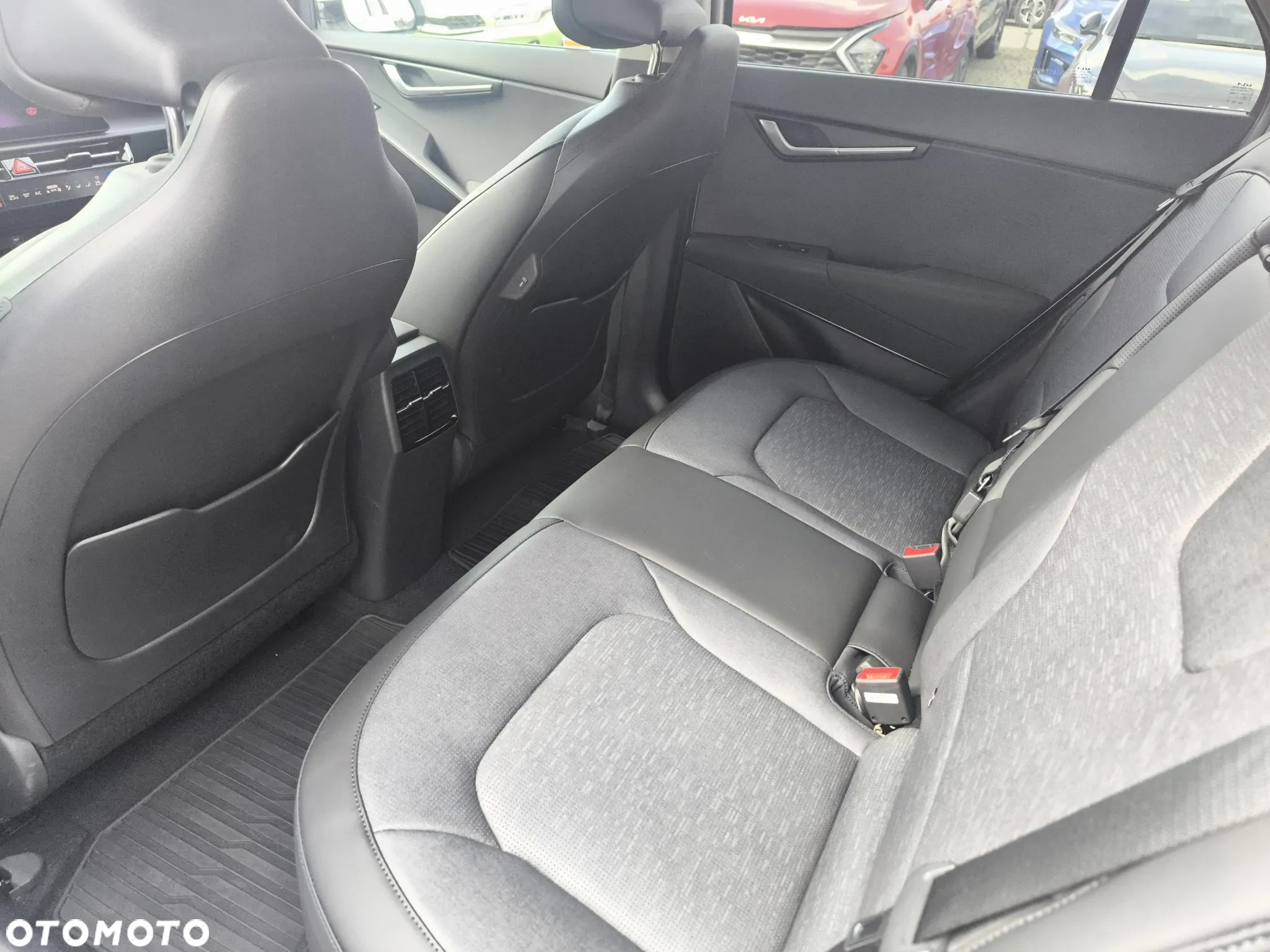 Kia Niro e-Niro 64kWh XL - 25