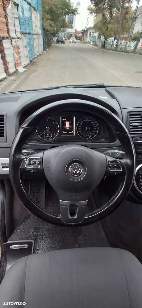 Volkswagen Multivan - 20