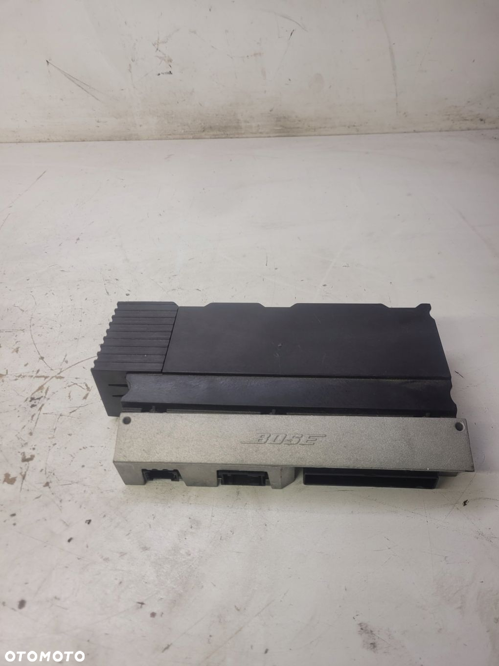 WZMACNIACZ BOSE AUDI A6 C6 4F0035223D SPRAWNY ! - 3