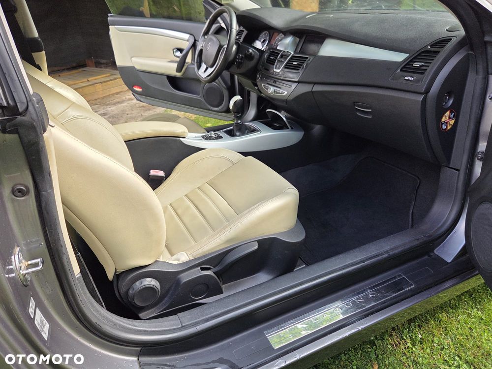 Renault Laguna - 8