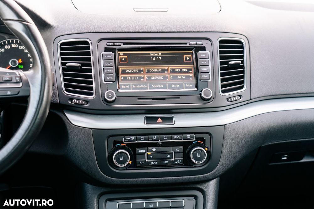 Volkswagen Sharan 2.0 TDI DSG Blue Motion Highline - 15