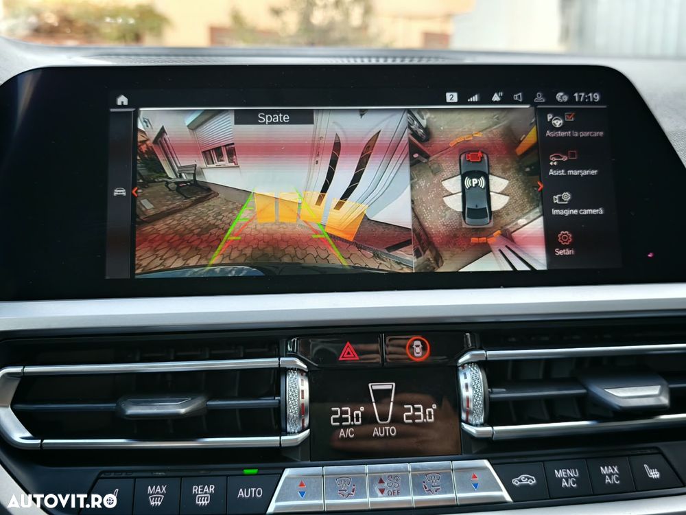 BMW Seria 3 330i Aut. Advantage - 12