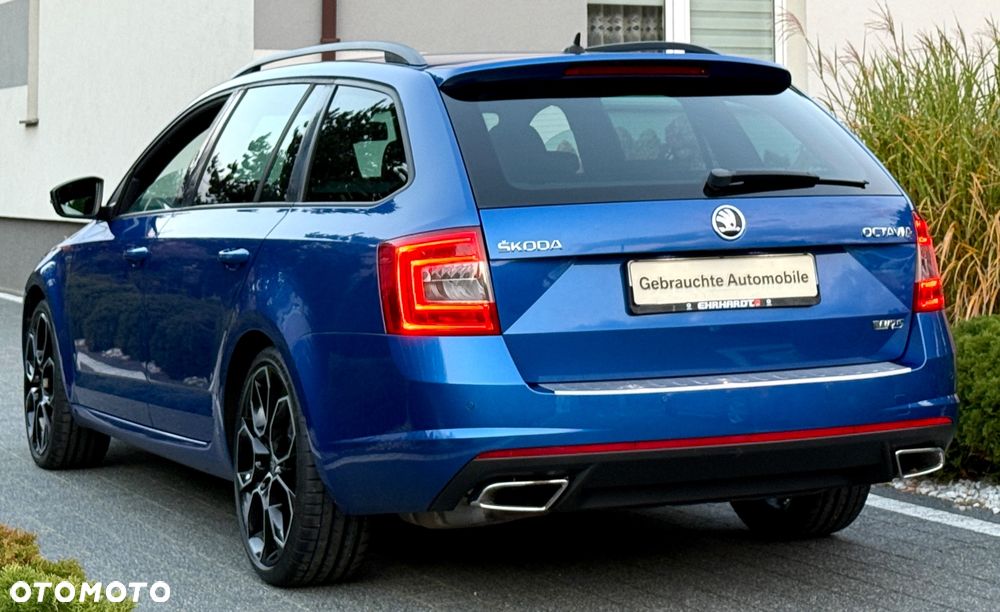 Skoda Octavia 2.0 TDI RS - 33