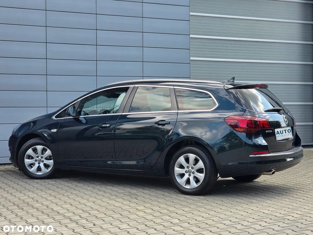 Opel Astra 1.4 Turbo Exklusiv - 11