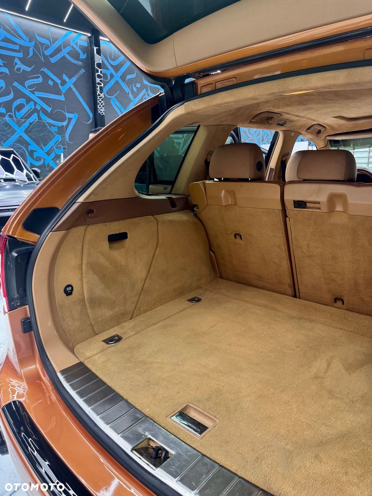Porsche Cayenne - 39