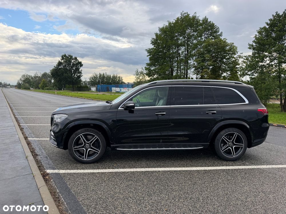 Mercedes-Benz GLS - 2