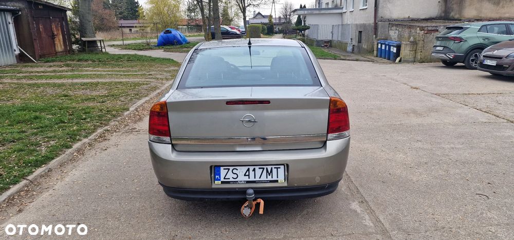 Opel Vectra 1.6 - 9