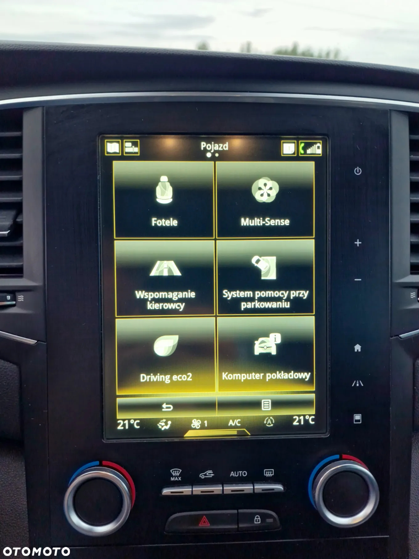 Renault Megane ENERGY TCe 130 Start & Stop Bose Edition - 36