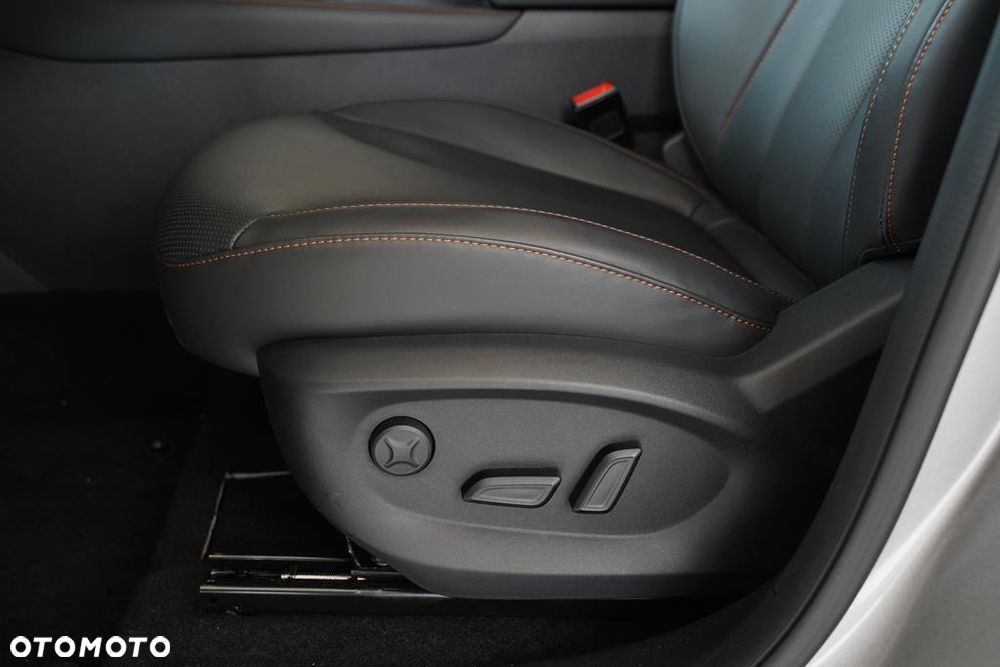 MG HS 1.5T HEV+ Exclusive - 24