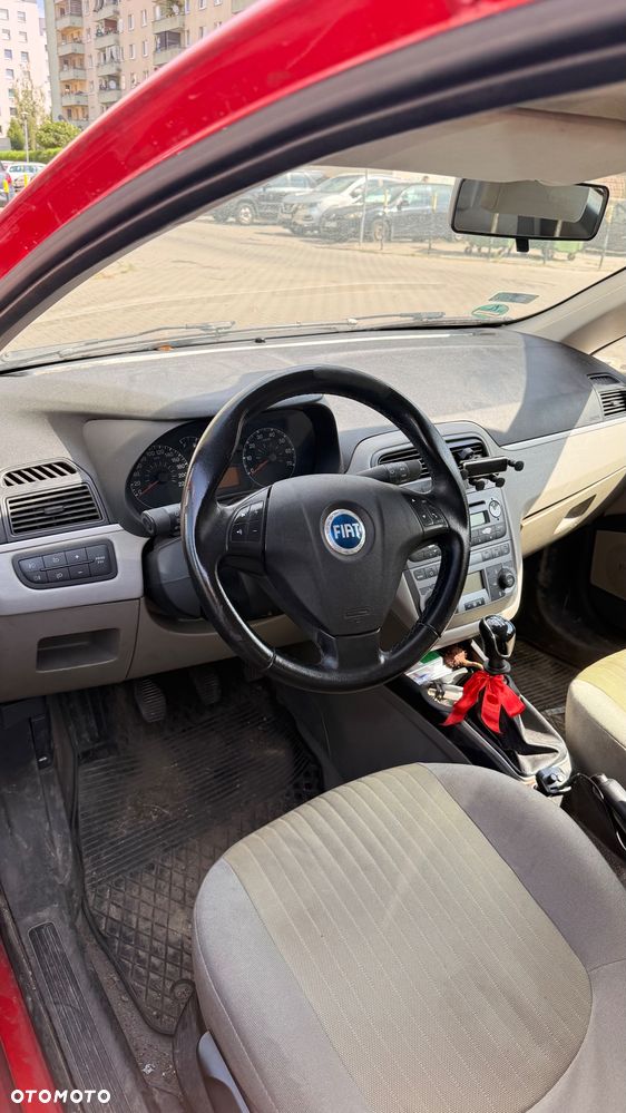 Fiat Punto 1.9 (JTD) Multijet Emotion - 8