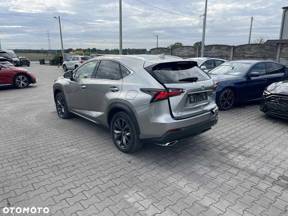 Lexus NX 200t AWD F Sport - 4