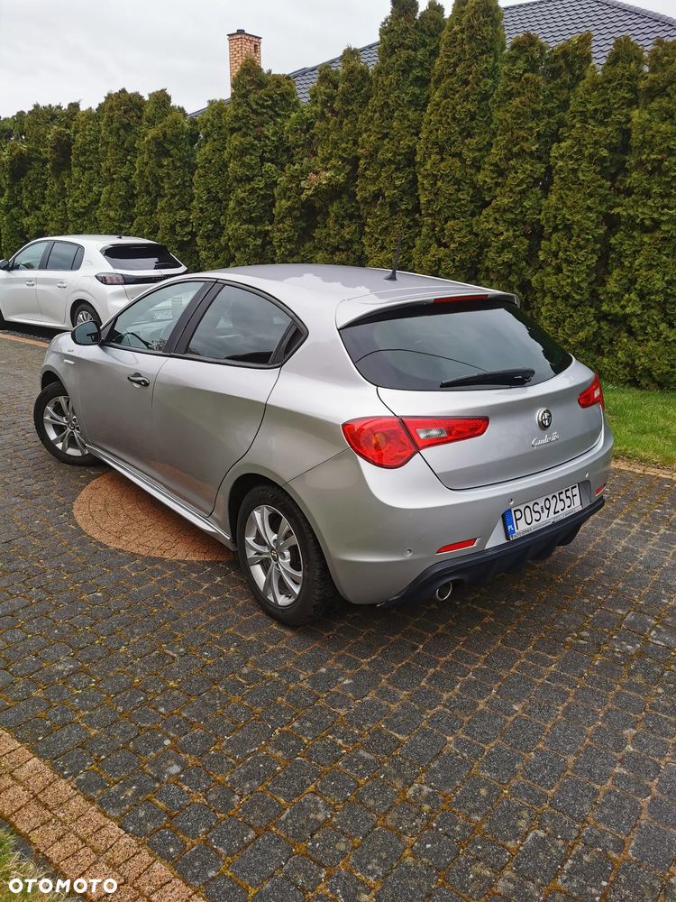 Alfa Romeo Giulietta - 5