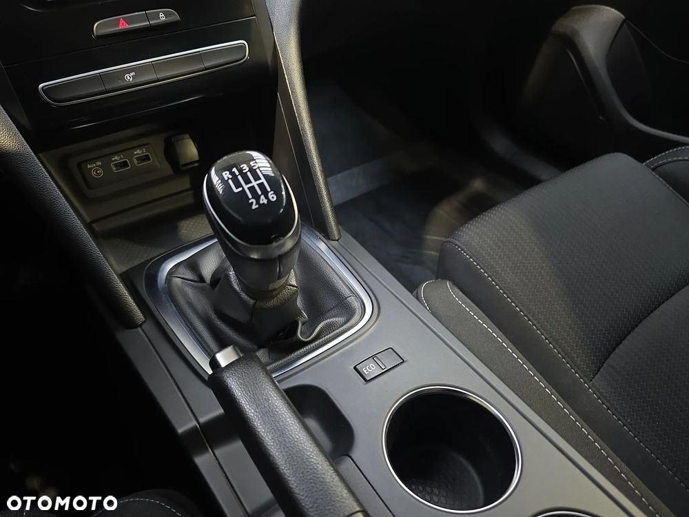 Renault Megane 1.0 TCe Zen - 15