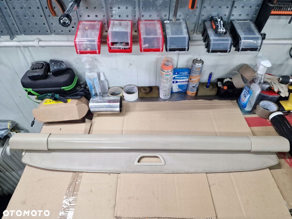 ROLETA BAGAŻNIKA MERCEDES B-KLASA W245 A1698100109 BEŻOWA - 1