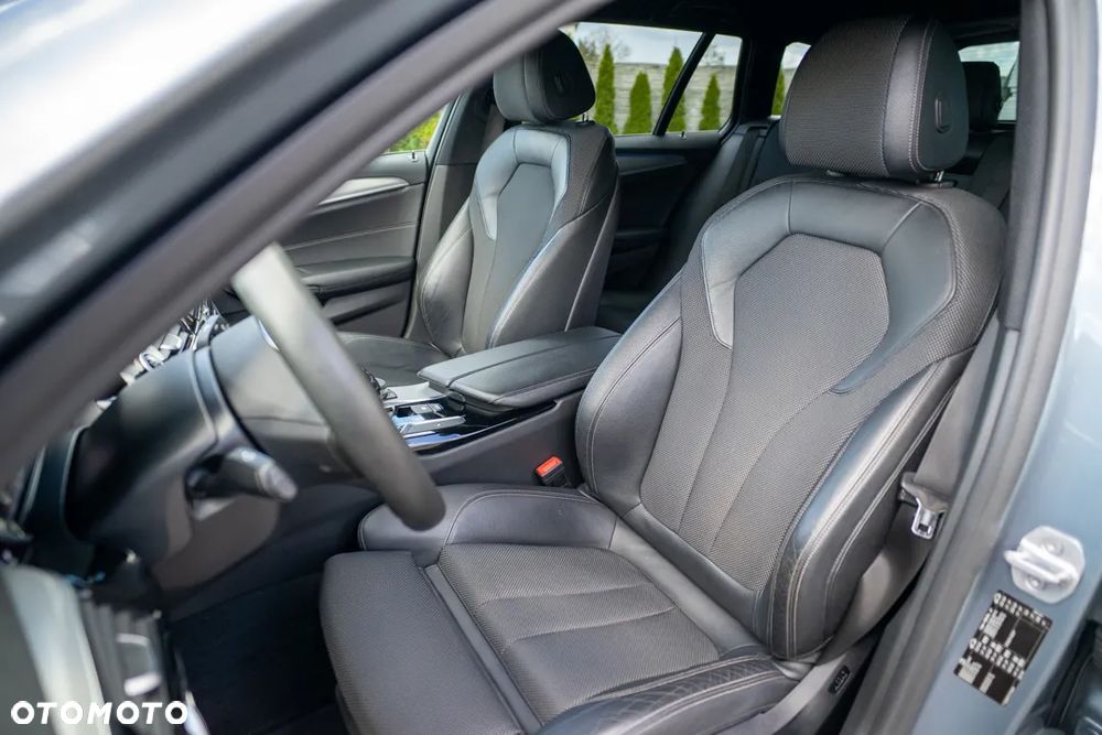 BMW Seria 5 520d M Sport Edition - 32