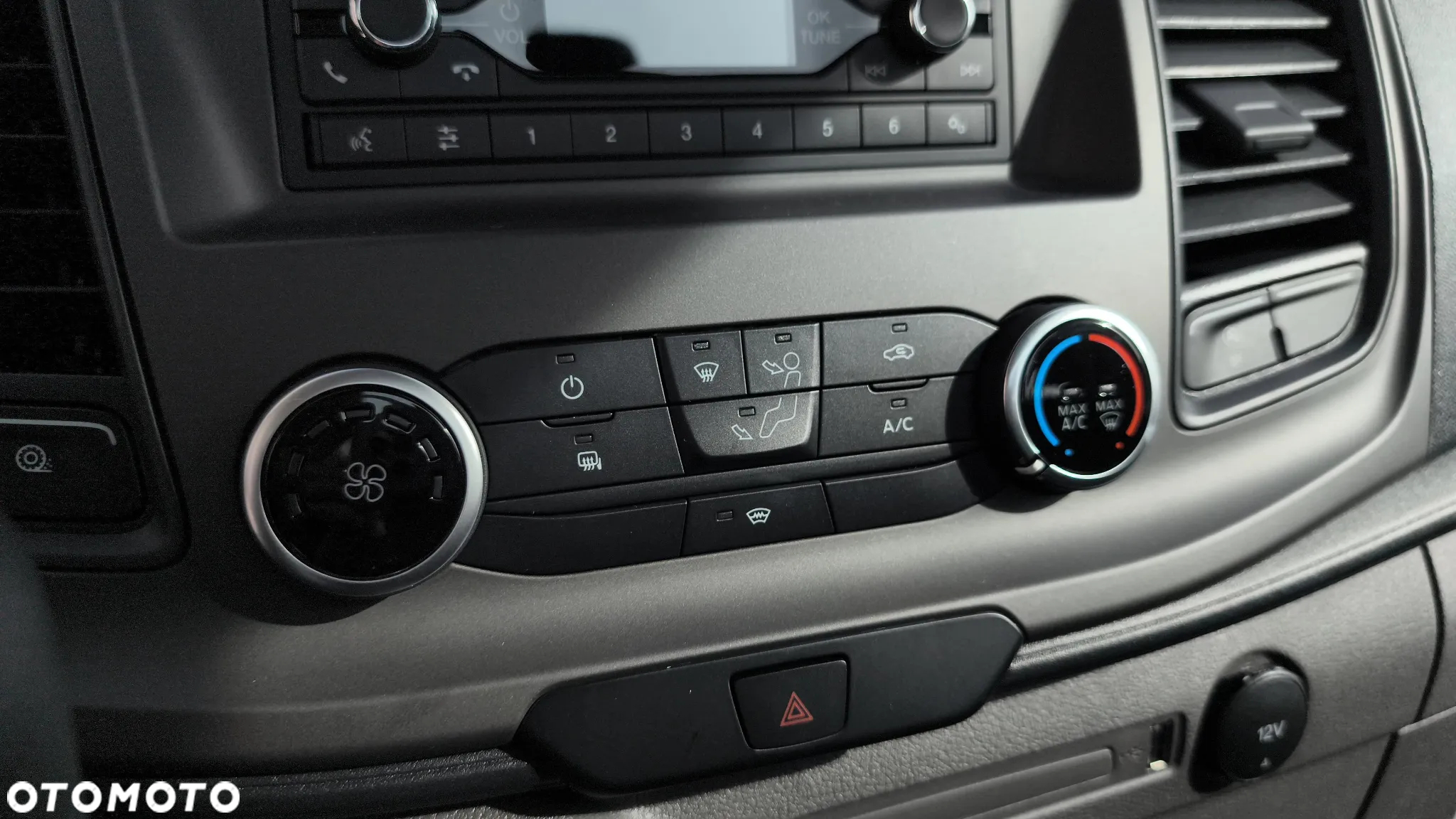Ford Transit - 17