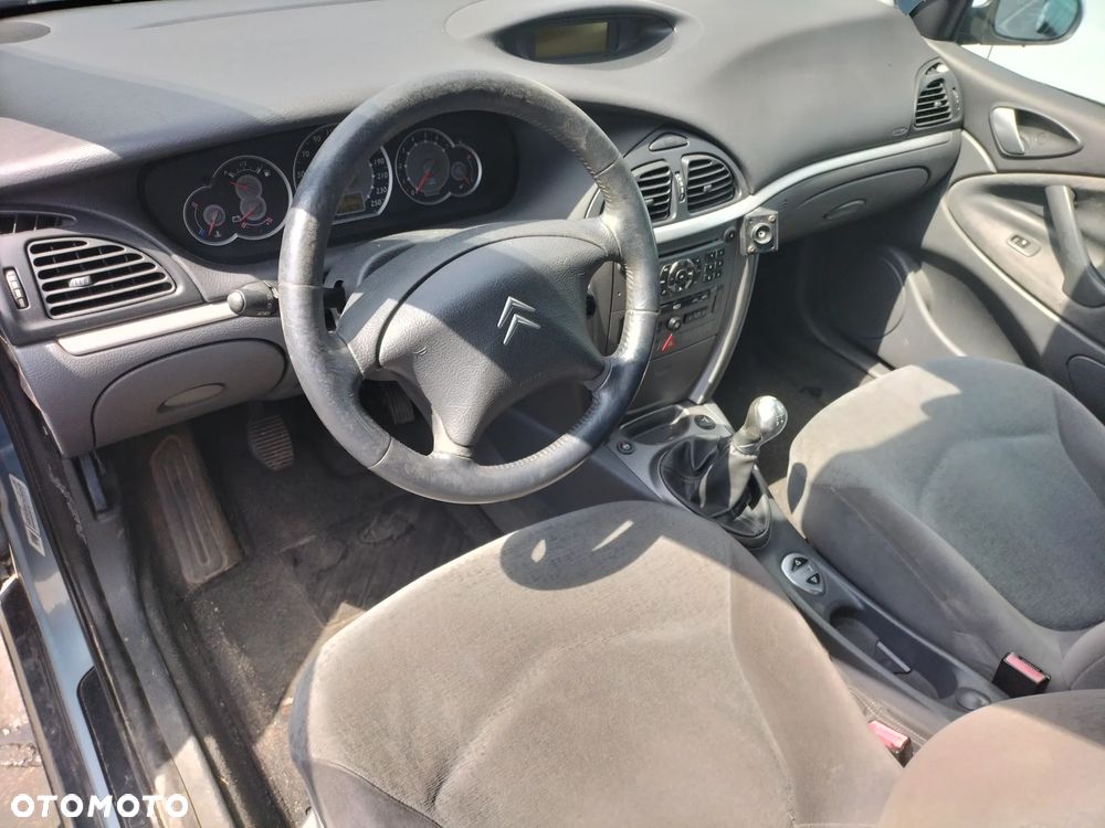 BŁOTNIK LEWY PRAWY PRZÓD CITROEN C5 I LIFT LIFTBACK KOD LAK. EYLC - 16
