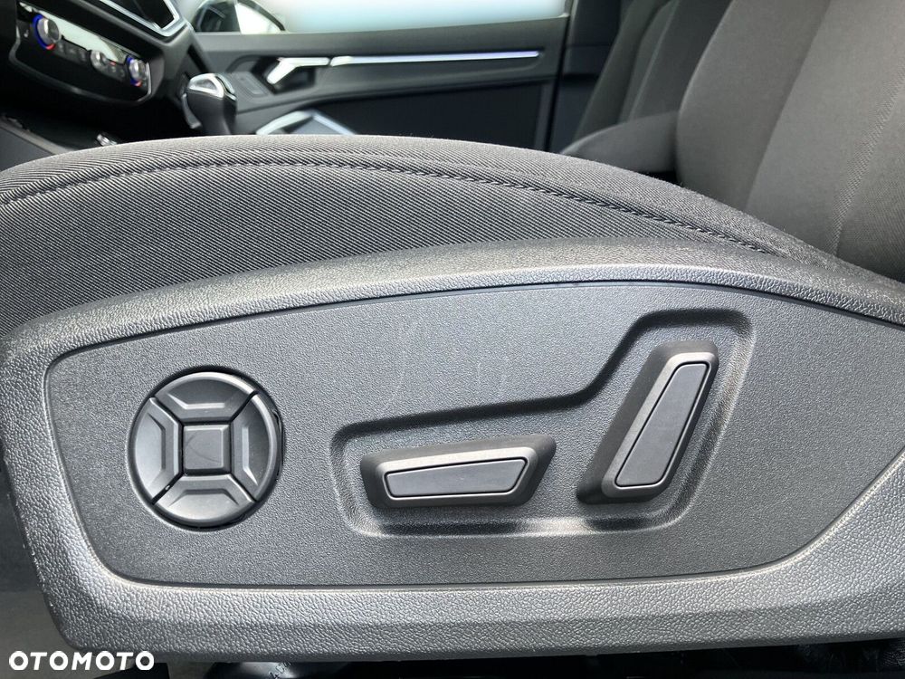 Audi Q3 Sportback - 15