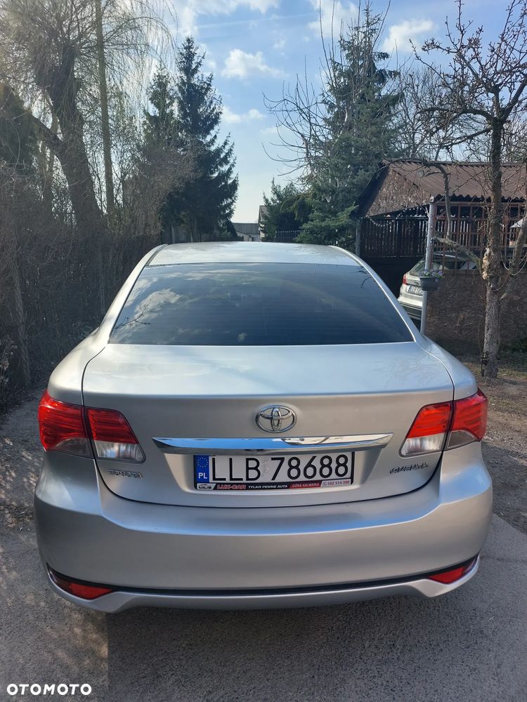 Toyota Avensis 1.8 Comfort - 2