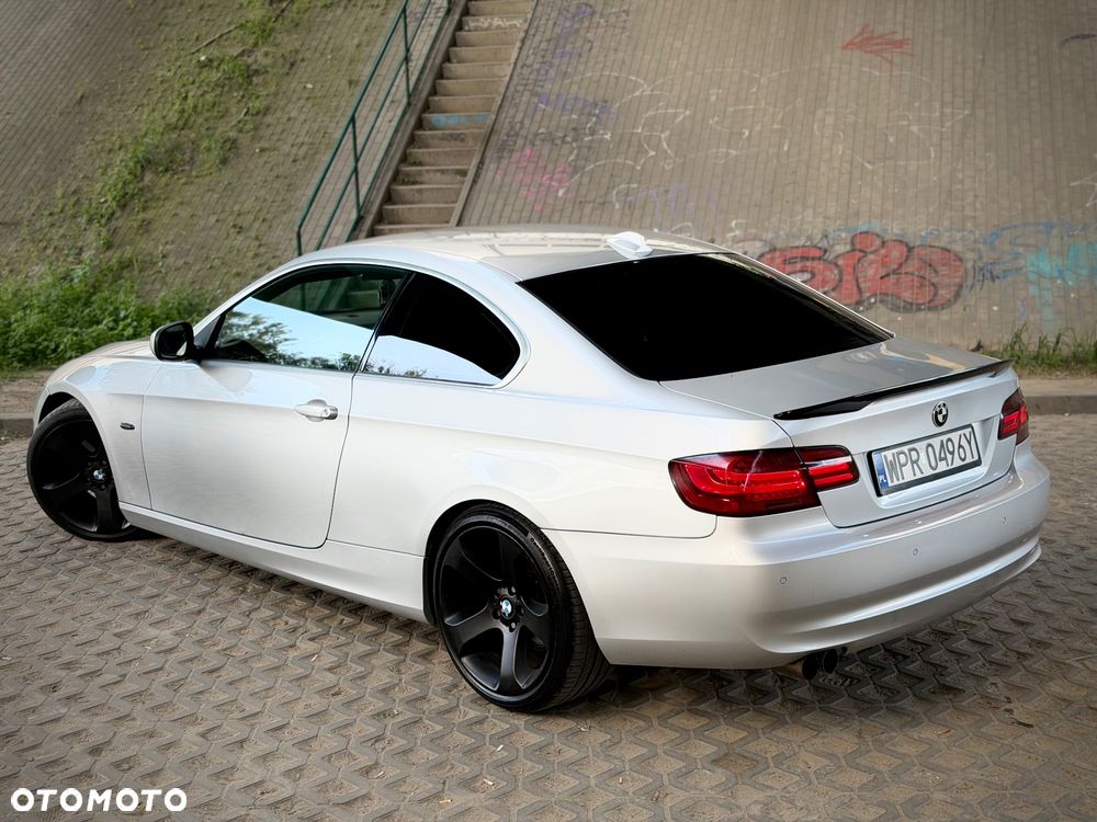 BMW Seria 3 320d DPF - 6