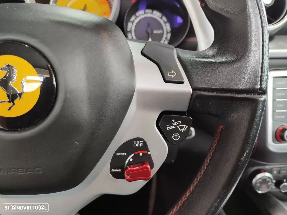 Ferrari California T - 31