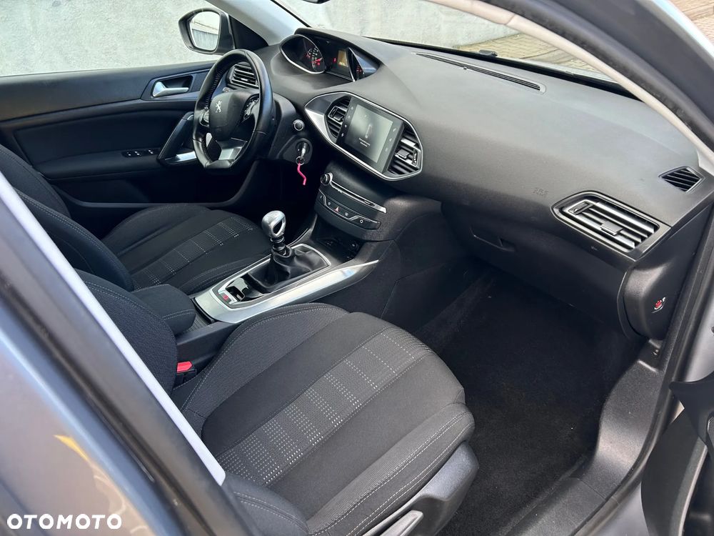 Peugeot 308 ver-sw-2-0-bluehdi-allure-s-s - 8