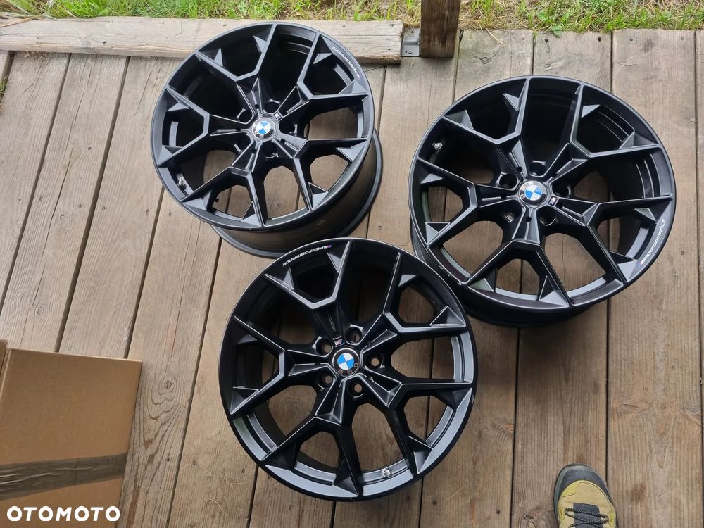 BMW 5/i5 G60 FELGA Y-SPOKE 8,5X19 ET29 5X112 super stan 3SZT. - 1