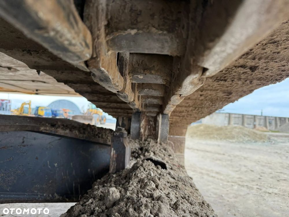 Case CX 210 C, 800mm track - 22