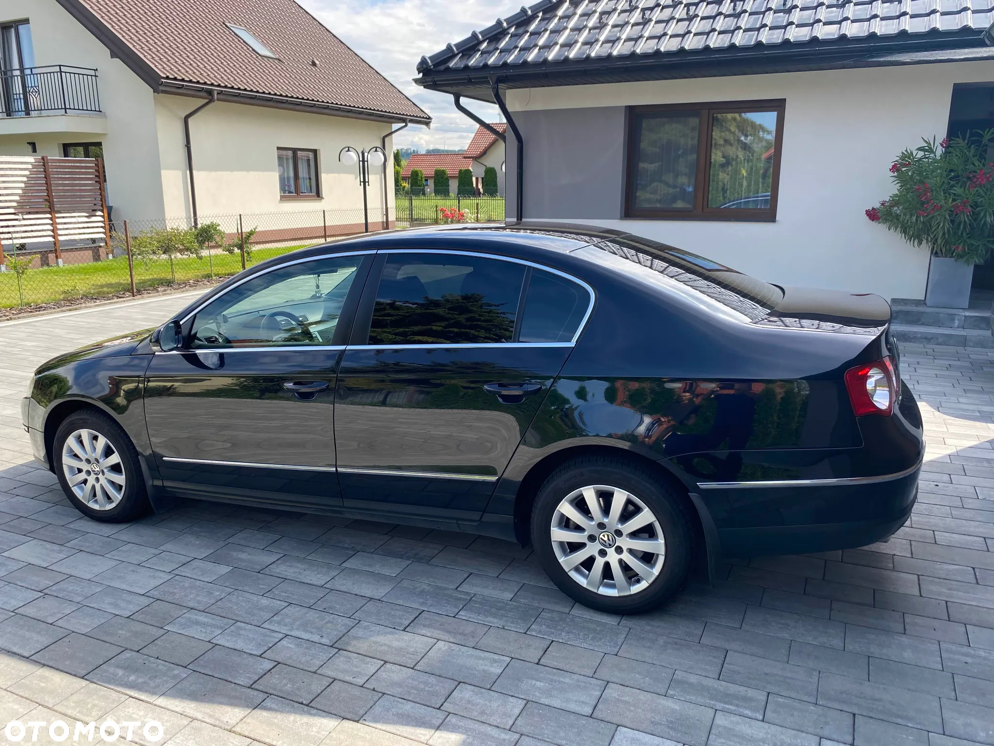 Volkswagen Passat 2.0 TDI Comfortline - 4