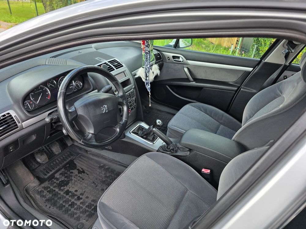 Peugeot 407 - 39