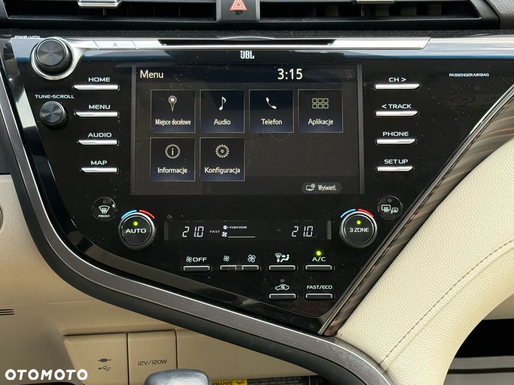 Toyota Camry 2.5 Hybrid Executive CVT - 7