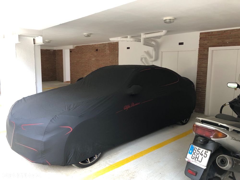Alfa Romeo Giulia 2.0 Turbo 6C Villa D'este - 30