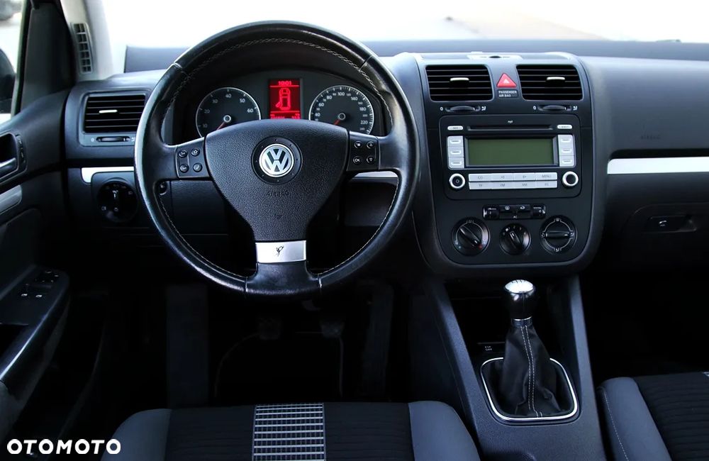 Volkswagen Golf V 1.6 Trendline - 22