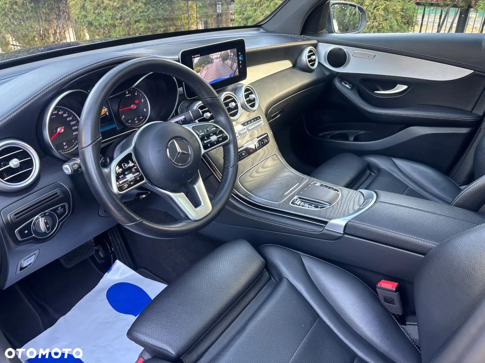 Mercedes-Benz GLC 220 d 4Matic 9G-TRONIC Exclusive - 26