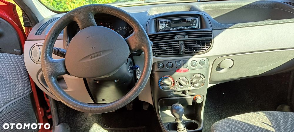 Fiat Punto 1.2 8V SX - 11