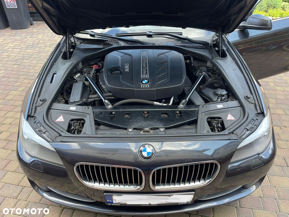 BMW Seria 5 520d Touring Modern Line - 18