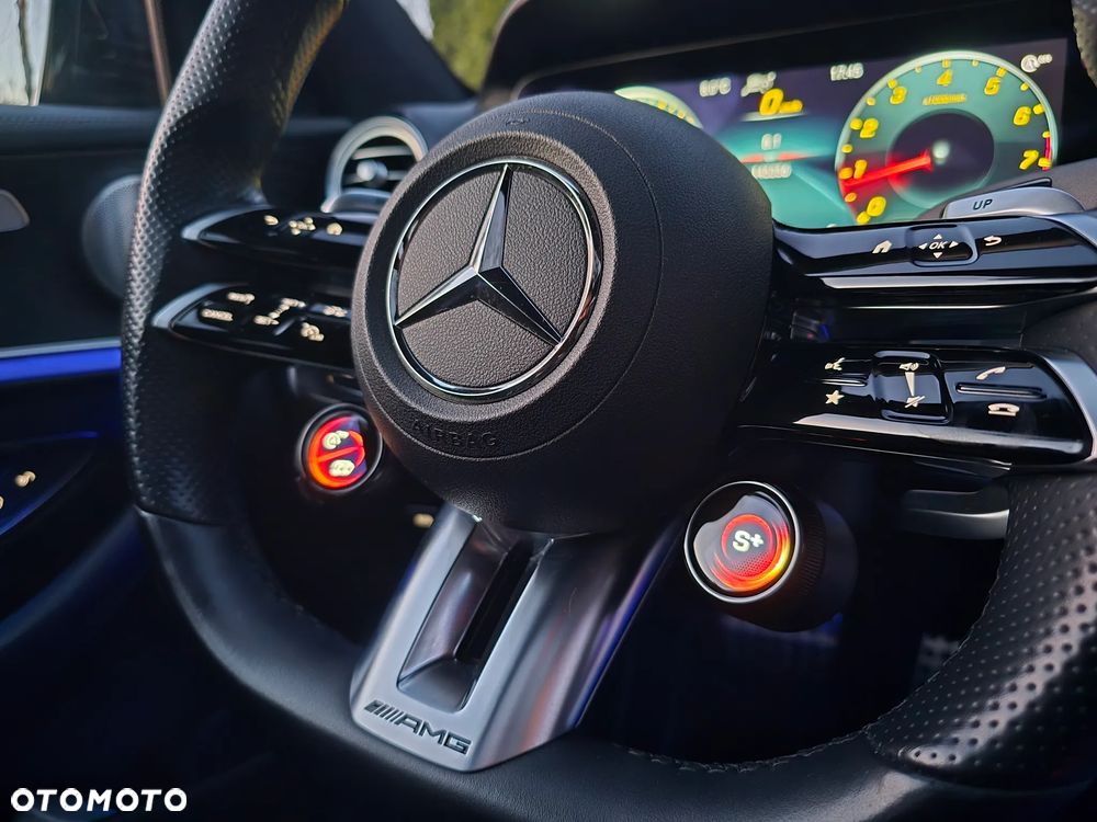Mercedes-Benz Klasa E AMG 53 4-Matic+ - 13