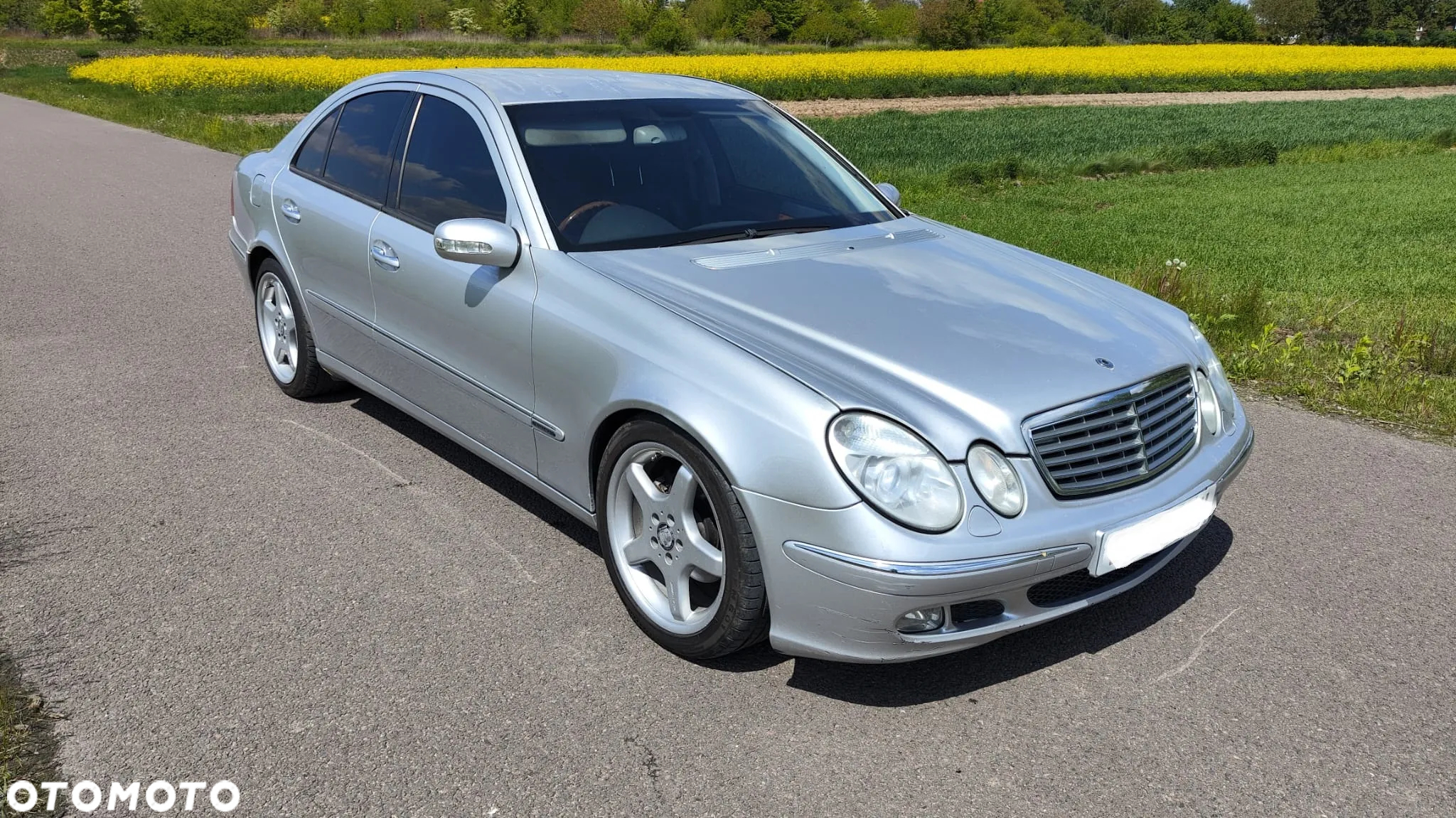 MERCEDES E-KLASA W211 SEDAN ELEGANCE SREBRNY C744 744 SILNIK 2.6 V6 177KM 112913 TAPICERKA SKÓRA CZARNA RÓŻNE CZĘŚCI - 2