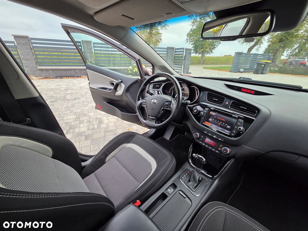 Kia Ceed 1.6 GDI XL DCT - 18
