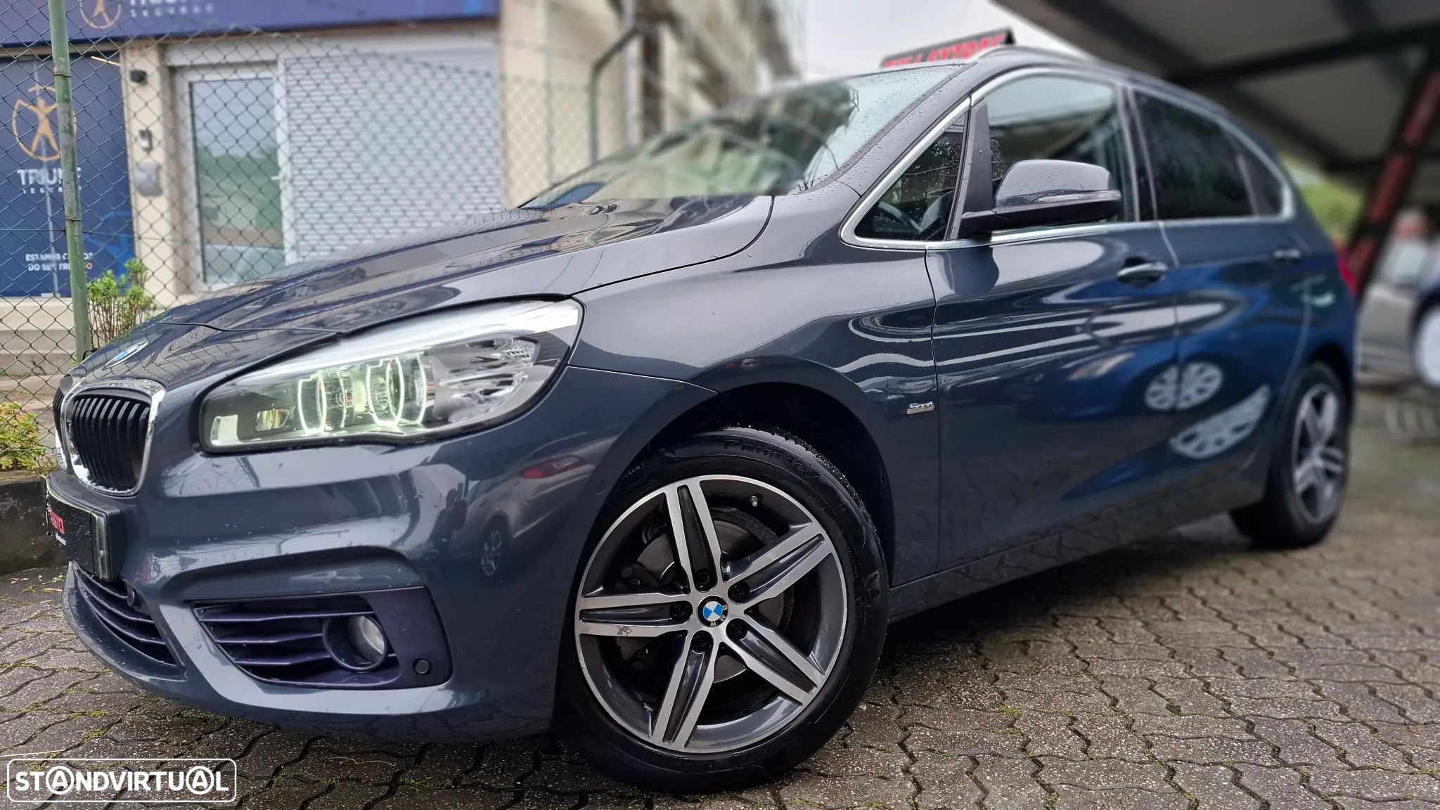 BMW 218 Active Tourer d Sport-Aut. - 1