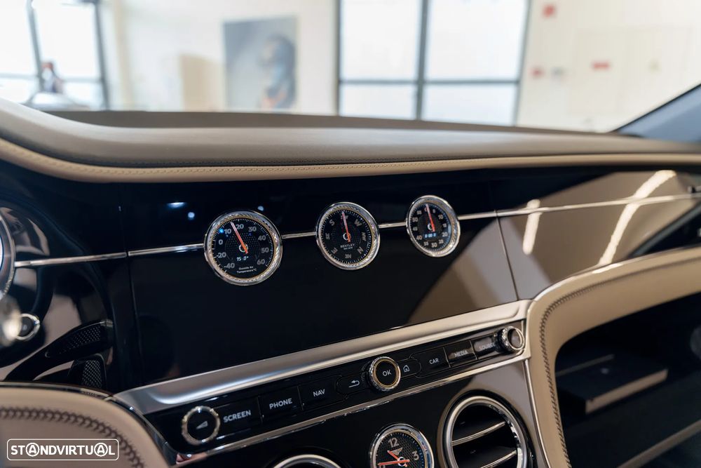 Bentley Continental Cabrio GT V8 Azure - 37