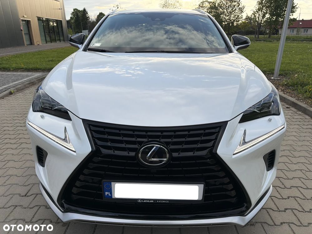 Lexus NX 300 F Impression AWD - 12