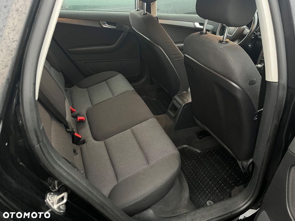 Audi A3 3-drzwiowe 1.6 TDI DPF Ambiente - 13