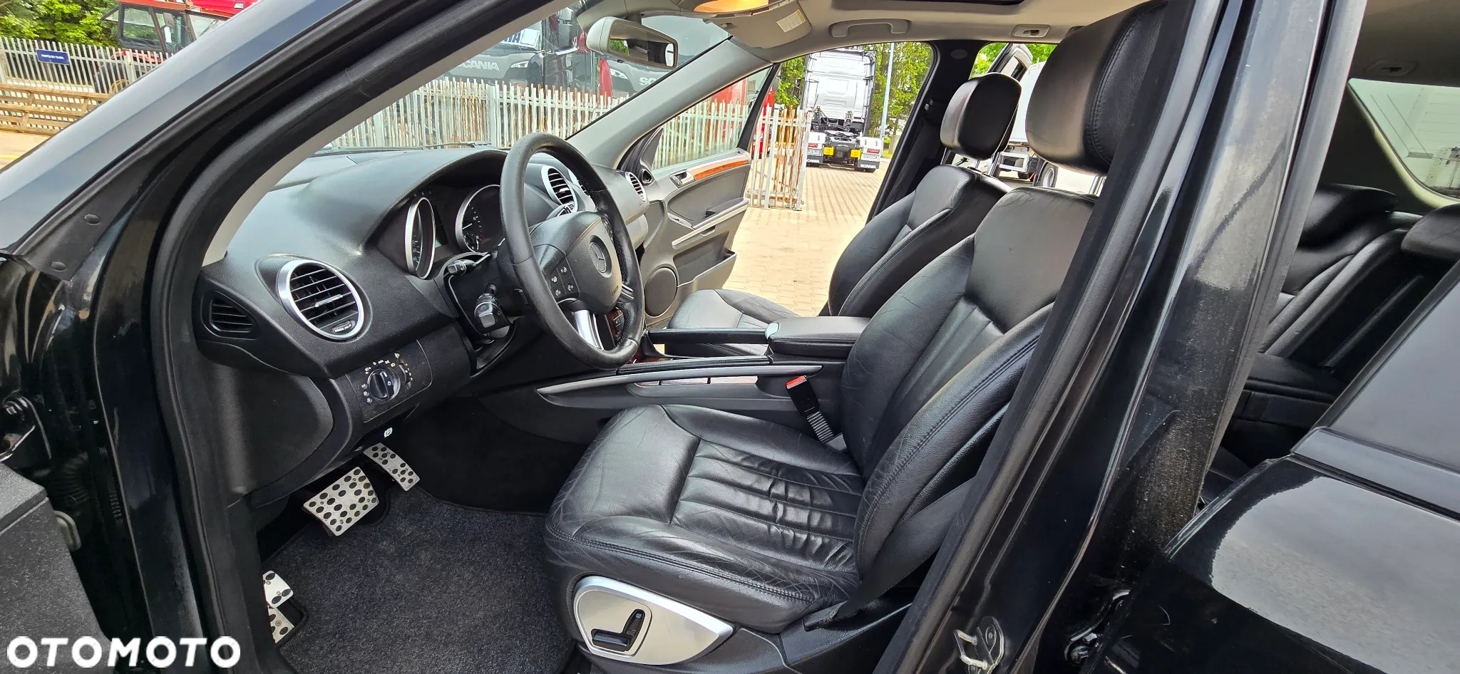 Mercedes-Benz ML - 7