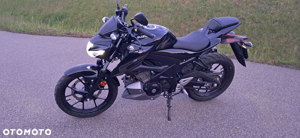 Suzuki GSX - 25