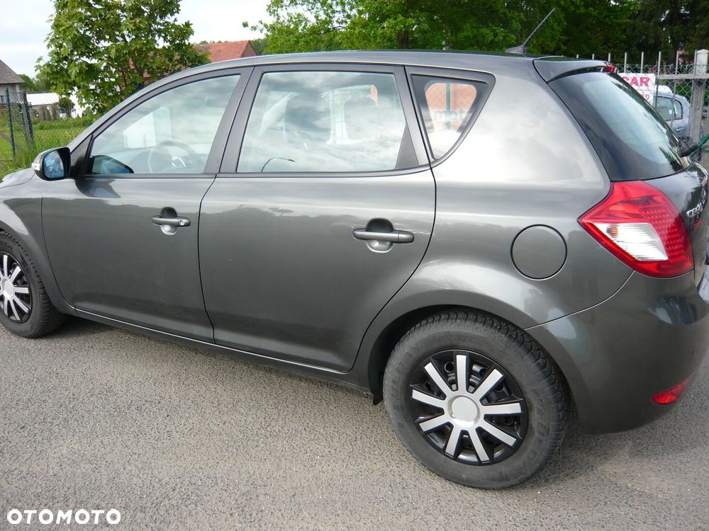 Kia Ceed 1.6 CVVT Vision - 5
