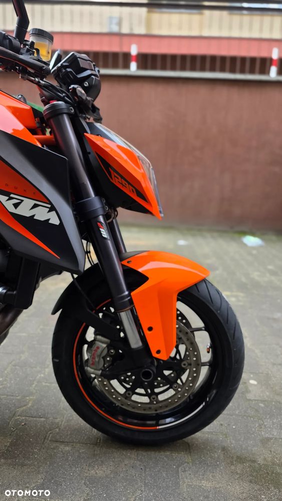 KTM Super Duke - 12