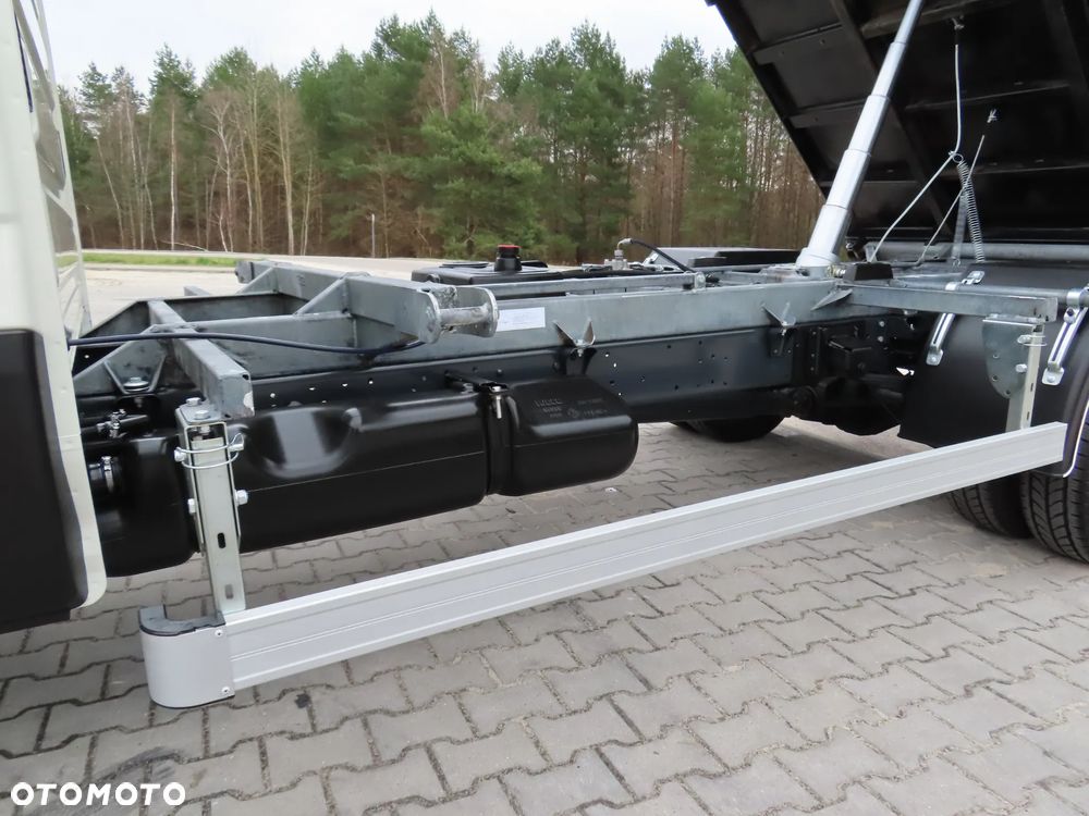 Iveco DAILY 70C16 Wywrotka Siatkowa Kiper Wywrot x 3 Strony 4.20 CM Długi 8 E.Palet Renomowanej Firmy ROMCAR Rozstaw Osi 4100 mm HAK 3500 Kg 40 Tys Km Przeb. Stan Auta JAK NOWY - 8