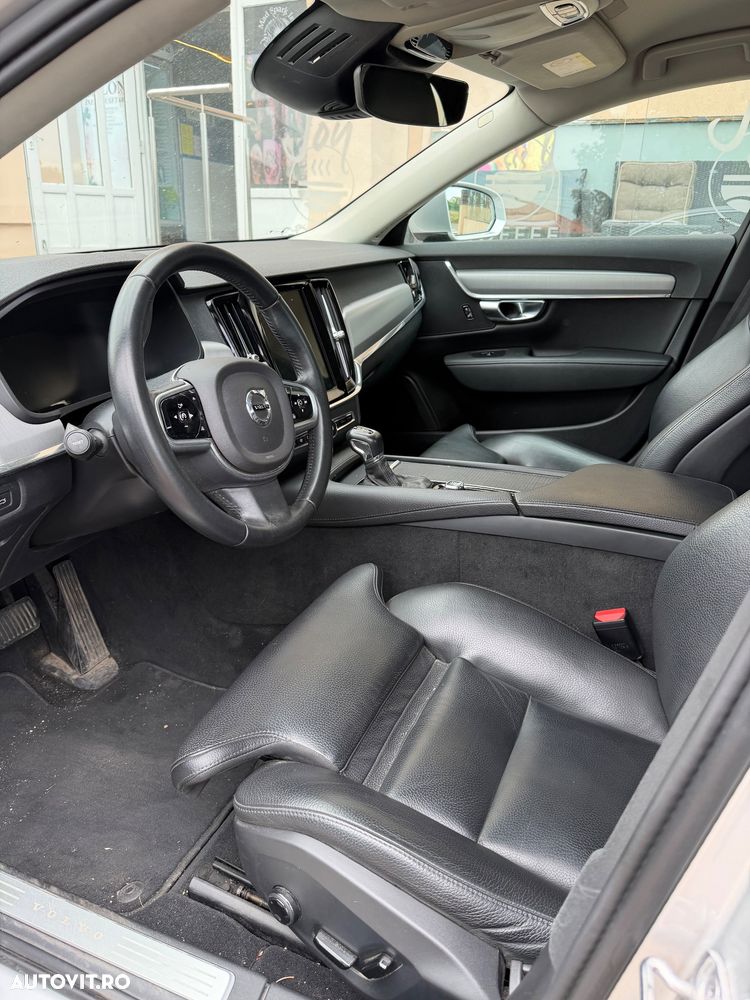 Volvo S90 T5 Momentum - 8
